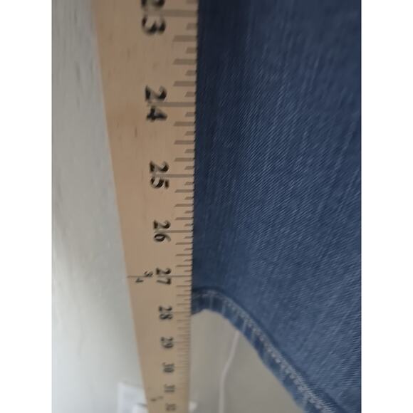 Torrid Jeggings Womens 22R High Rise Tapered Three Buttons HUGE Stretch - Picture 4 of 9